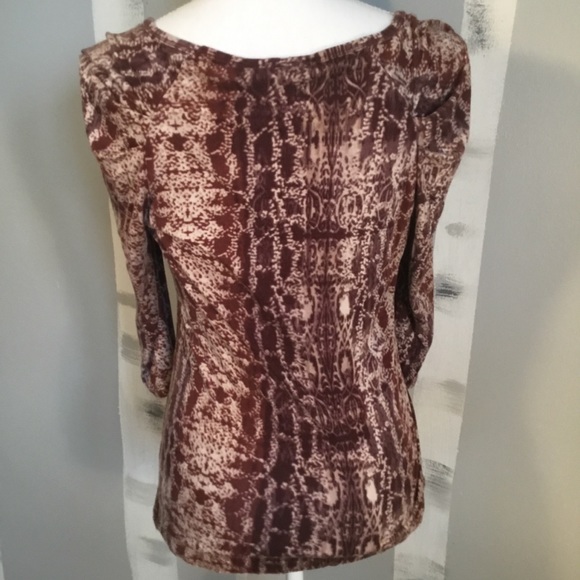 Jennifer Lopez top - Picture 4 of 5